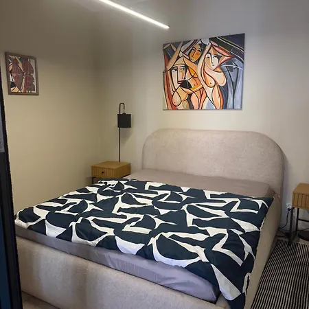 Apartament Vita *